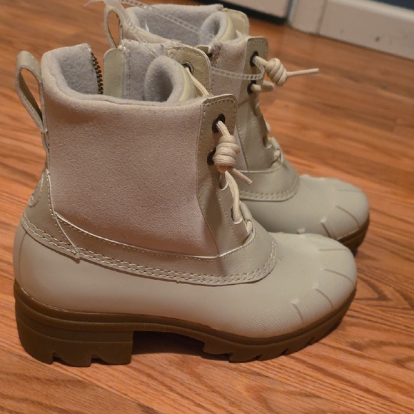 Sperry Shoes - Sperry Womens Cream Winter Boots